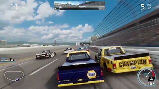 NASCAR Heat 5 (Truck Playoff Race 2):Sugarlands Shine 250