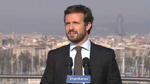 Casado anuncia medidas del PP contra el "adoctrinamiento" escolar y defensa del español en Cataluña