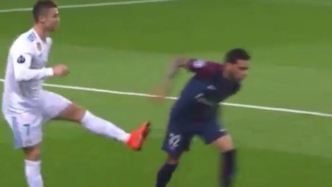Fans PISSED at Cristiano Ronaldo Not Getting a Red Card for KICKING at Opponent