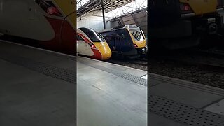 Trains at Leeds #yorkshire #travel #leeds