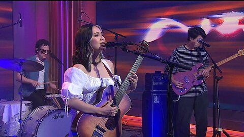 Saturday Sessions: Niki performs "Too Much Of A Good Thing"