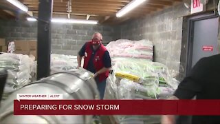 Metro Detroiters prep for first winter storm