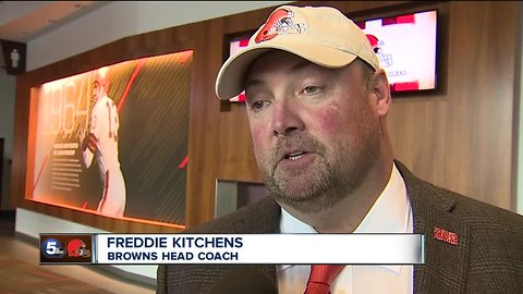 Browns’ Kitchens hires Wilks, Monken as coordinators