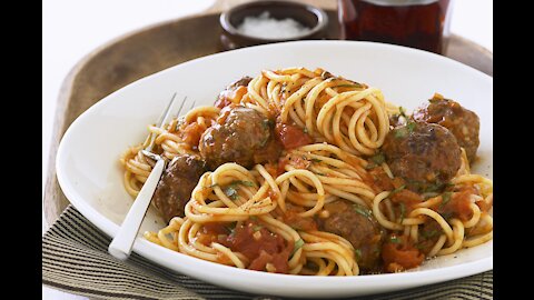 How To Make Spaghetti and Meatballs Recipe
