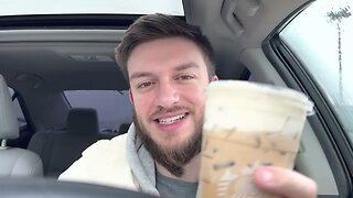 Starbucks Iced Pistachio Latte with Pistachio Cold Foam review