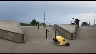 Skateboarder's error results in painful fall