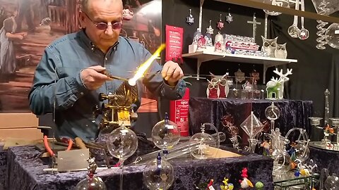 Crafting glass #glasscraft #dusseldorf #cristmas #market #germany #europe