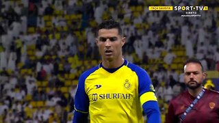 Cristiano Ronaldo pega cartão amarelo - CR7 YELLOW CARD