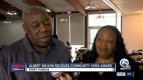 Miami Dolphins' Albert Wilson receives Community Hero award