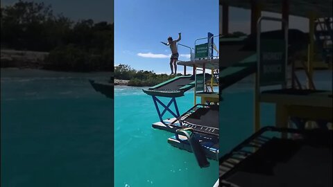 10/10 perfect jump, perfect landing 👌