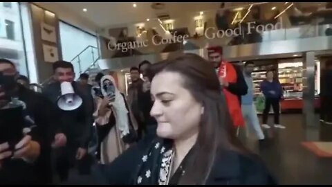 Maryam Aurangzeb Viral Video In London Cafeteria #pti #imrankhan #pakistan