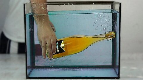 EXPERIMENT: OPENING CHAMPAGNE UNDERWATER 2019