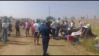 SOUTH AFRICA - Pretoria - Mamelodi Eviction (videos) (PGL)