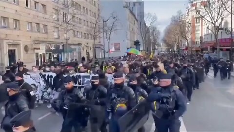 PARIS - POLICE HAVE JOINED THE PROTESTERS AGAINST VACCINE MANDATES