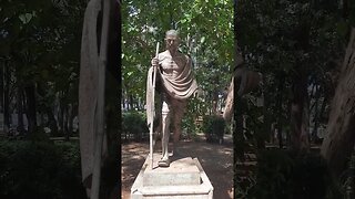 MONUMENTO EM HOMENAGEM A GANDHI PRAÇA AO LADO PARQUE IBIRAPUERA