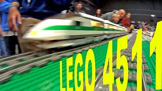 Lego train 4511 with lights - very cool layout!