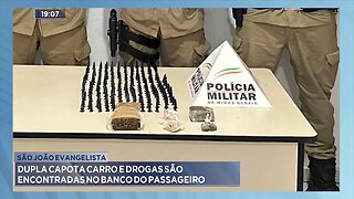 São João Evangelista: Dupla Capota Carro e Drogas são Encontradas no Banco do Passageiro.