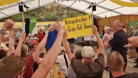 Bayern Wahl „Grünen“ Fraktionschefin im Festzelt niedergeschrien!