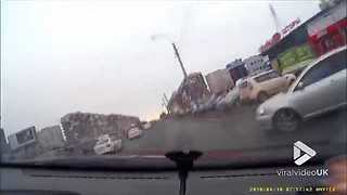 Car nearly gets flipped over || Viral Video UK