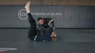 ARMBAR FROM THE SPIDER GUARD - KIM BOWSER
