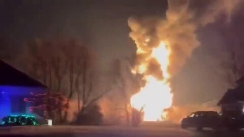 🚨BREAKING: Underground gas fire with multiple violent explosions White Lake | Michigan