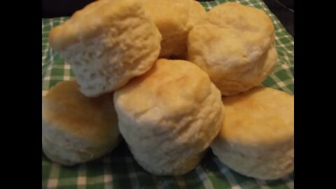Old Fashioned Buttermilk Biscuits - The Hillbilly Kitchen