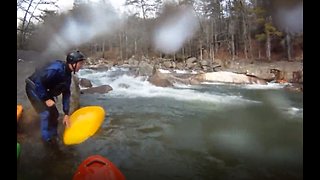 Quick-Thinking Kayakers Heroically Save Drowning Man's Life