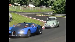 Bugatti Veyron 2013 vs Volkswagen 1200 1966 | Nürburgring Nordschleife | Cars | Rennstrecke