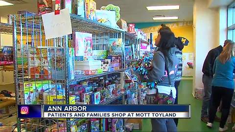 Patients and families shop at Mott Toyland