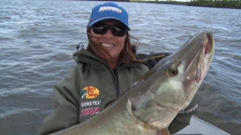 Fall Muskie Fishing on Eagle Lake, Ontario