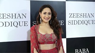 Pragya Jaiswal Arrived at Baba & Zeeshan Siddique Iftaar Party 😍🔥📸