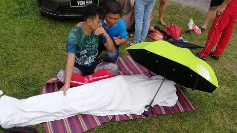Referee collapses, dies during football match in Malaysia