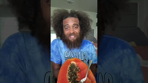 Eating half a papaya Live with Rock Mercury