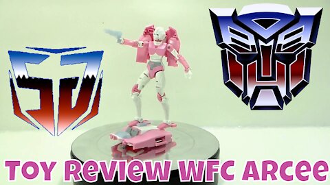 Toy Review War for Cybertron Kingdom Arcee