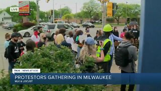 Protesters gather in Milwaukee near MPD district 5
