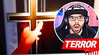 O TRABALHO DELE ERA EXORCIZAR DEMÔNIOS | 2 Jogos de Terror Indie para PC #08