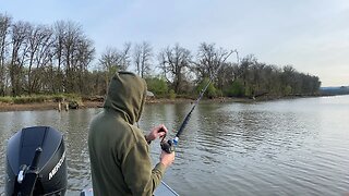 Let’s try to catch some fish live! (Smallmouth Bass Fishing)