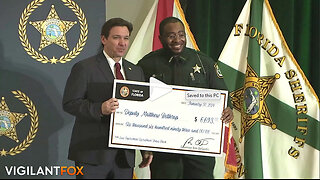 Gov. DeSantis Awards BIG Bonus Check to Florida Deputy