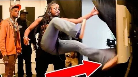 Chrisean Rock Beat Up Blueface Momma 🥊 Laughing about Security tossing her out 🤦🏾‍♂️😱 #viral