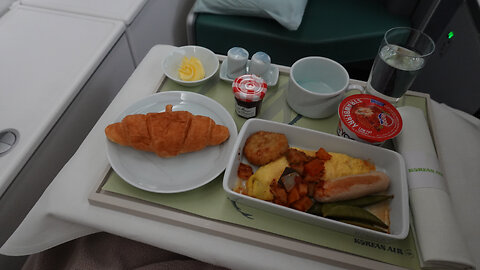 KOREAN AIR 747 Business Class