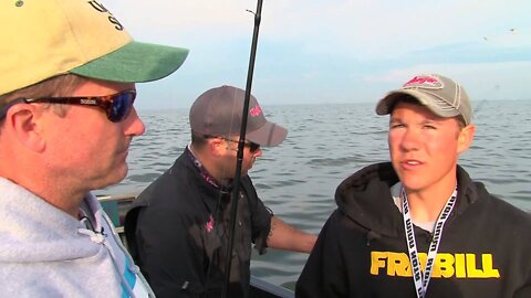 Green Bay Walleye Trolling 2013 on Midwest Outdoors