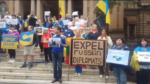 Pro-Ukraine demo at Sydney Town Hall