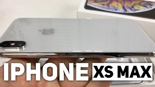 Silver iPhone Xs Max Unboxing