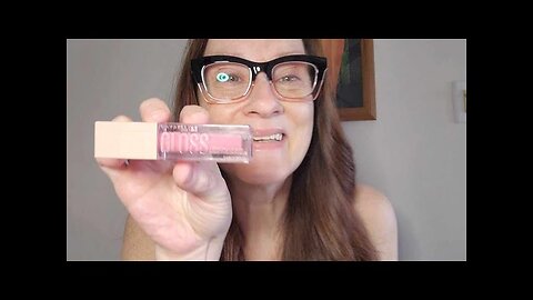 MAYBELLINE NEW YORK LIFTER GLOSS IN GUMMY BEAR