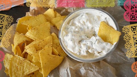 Deliciously Tangy Mexican Style Sour Cream and Jalapeno Dip for Doritos: A Dip Fiesta!