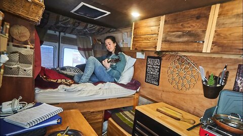 Solo female Van Life : She quit vanlife and got back into it after a injury! Sprinter van tour!