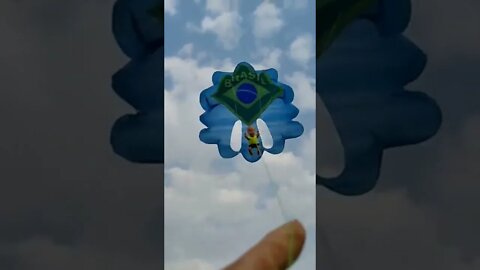Toy Skydiver Parasail.