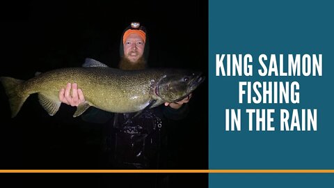 King Salmon Fishing In The Rain / Getting Owned By Huge King Salmon / Drifting Spawn Bags For Kings