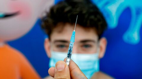 Vaccinating over 16 without parental consent -U K