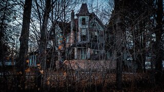 Abandoned Victorian House in Aniwa, Wisconsin